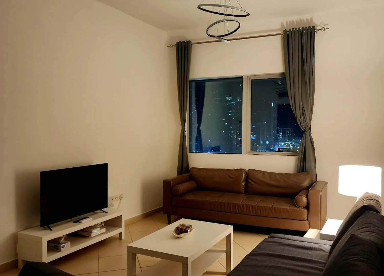 Marina Nest - Spacious One Bed Apt In Marina With A View Near Metro And Tram Dubai Apartment