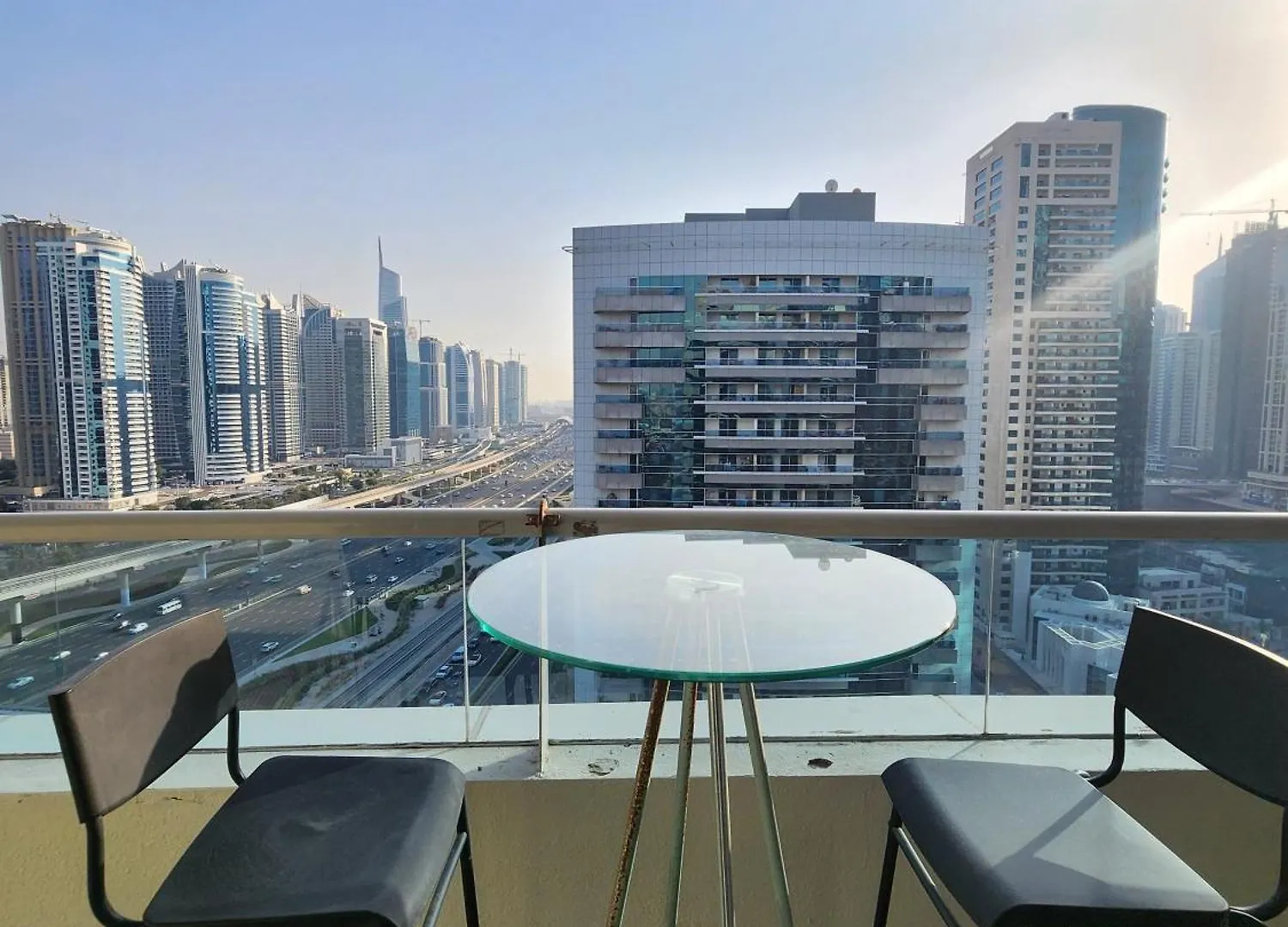 Marina Nest - Spacious One Bed Apt In Marina With A View Near Metro And Tram Dubai Apartment
